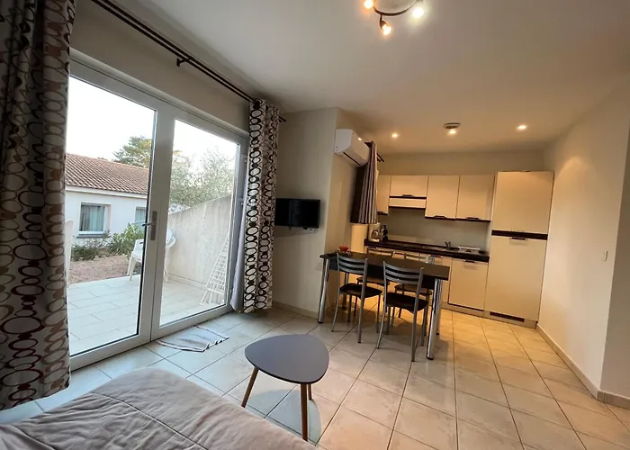 Mini 63 Proche Dans Résidence Avec Piscine à Favone Appartement Sari-Solenzara