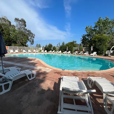 Mini 63 Proche Dans Avec Piscine A Favone Apartmán