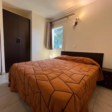 Mini 63 Proche Dans Avec Piscine A Favone Sari-Solenzara