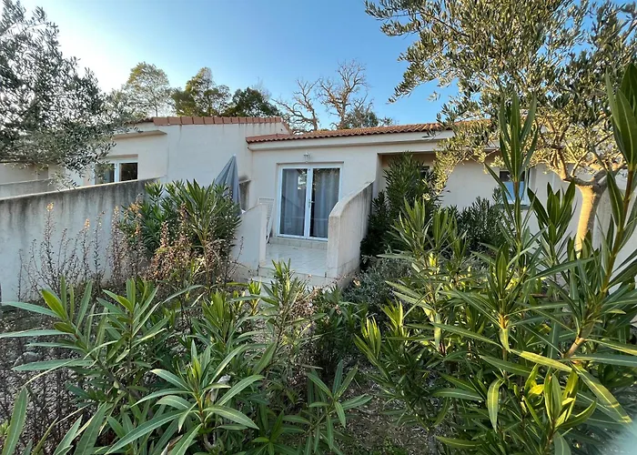 Mini 63 Proche Dans Avec Piscine A Favone * Sari-Solenzara